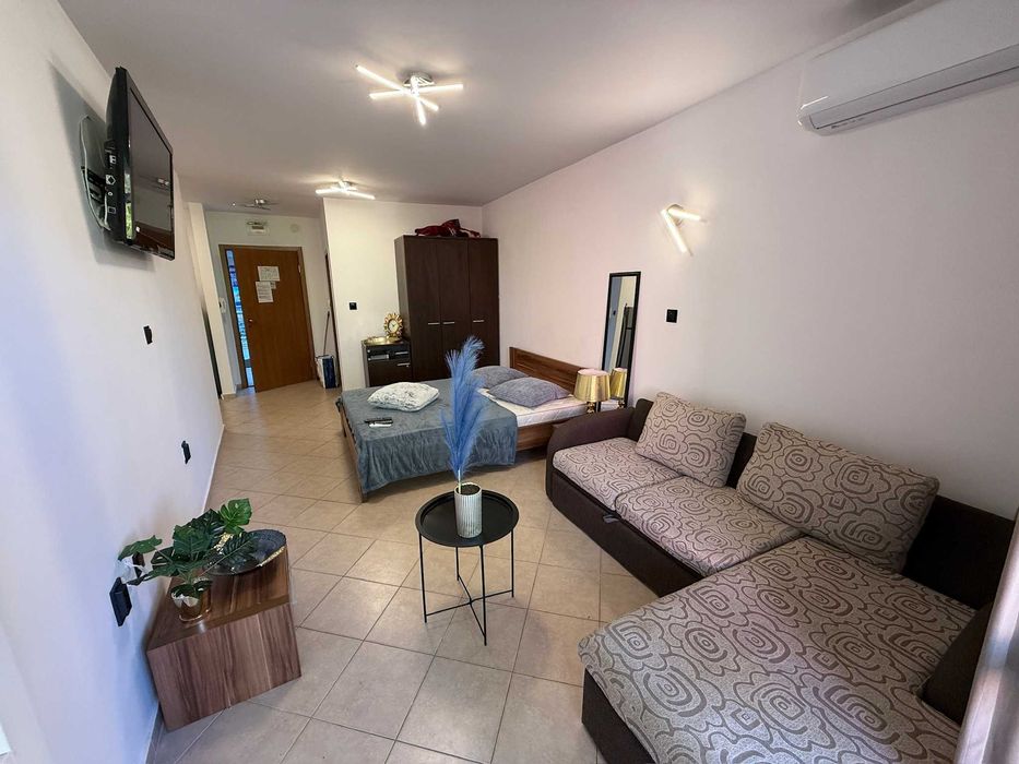 Продава се Едностаен апартамент в к.к. Слънчев бряг - 44 кв.м за 1478 €/кв.м - Снимка #1