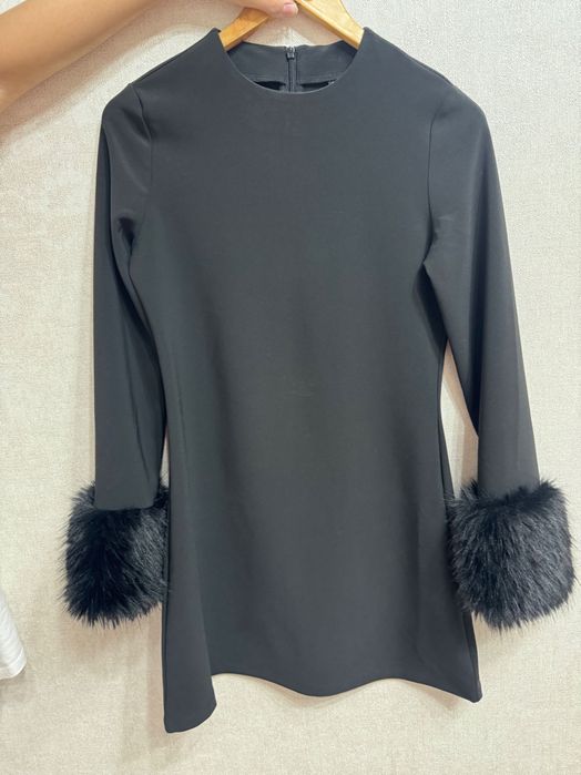 Продам платье H&M