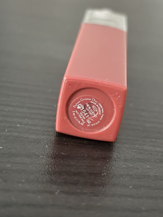 Червило Dior 541