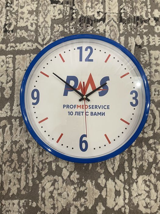 Настенные часы новые