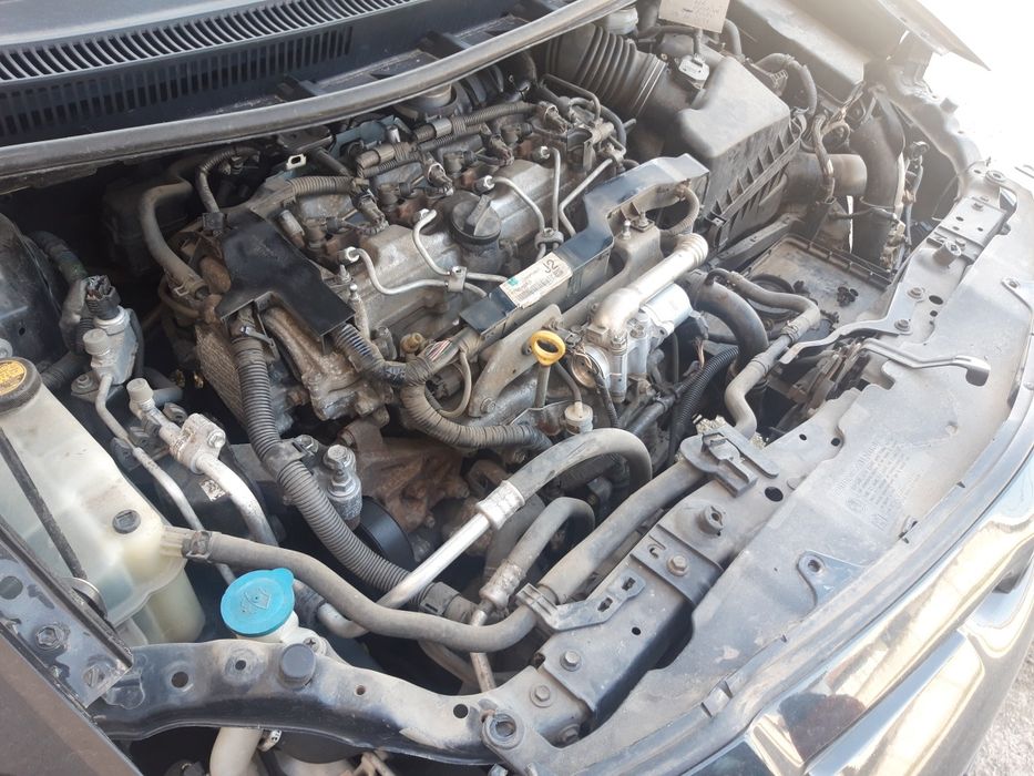 Dezmembrez Toyota Auris 2.2  D -CAT ,diesel 177 cp ,xenon