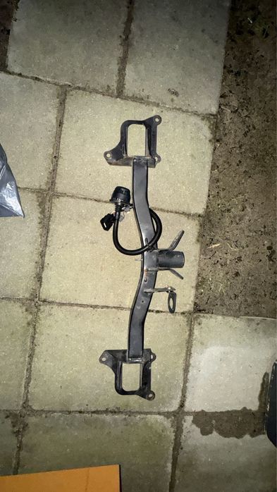 Ansamblu carlig complet original Tesla Y 3