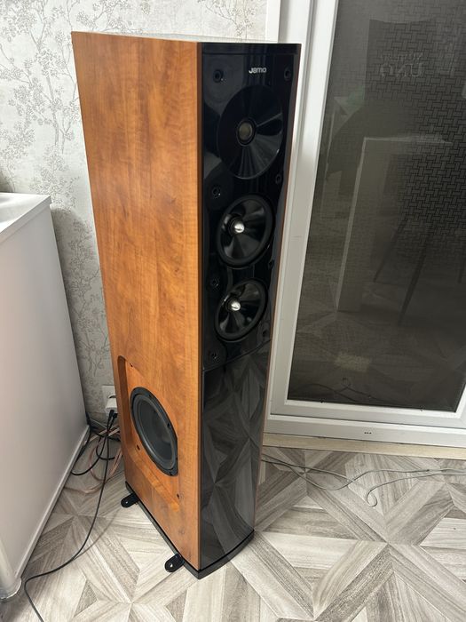 Boxe jamo 210 watt plus amplificator