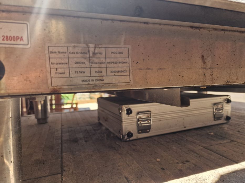 Vand gratar inox pe gaz