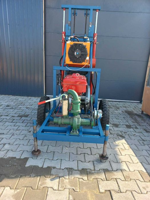 Masina de FORAJ DIESEL 28cp 100m prajina si 5 sape 9915 EURO