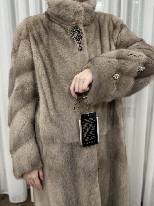 Продается новая норковая шуба