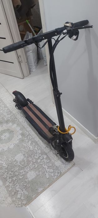 Kugo m4 электро самокат