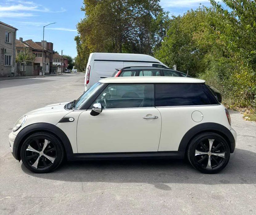 MINI ONE 1.6i 2010 г. нов внос