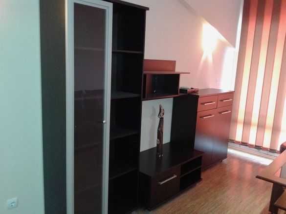 Дава се под наем Двустаен апартамент в Бургас, Възраждане - 85 кв.м за 240 € - Снимка #1