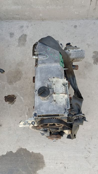 Бу двигатель из Европы Естонии