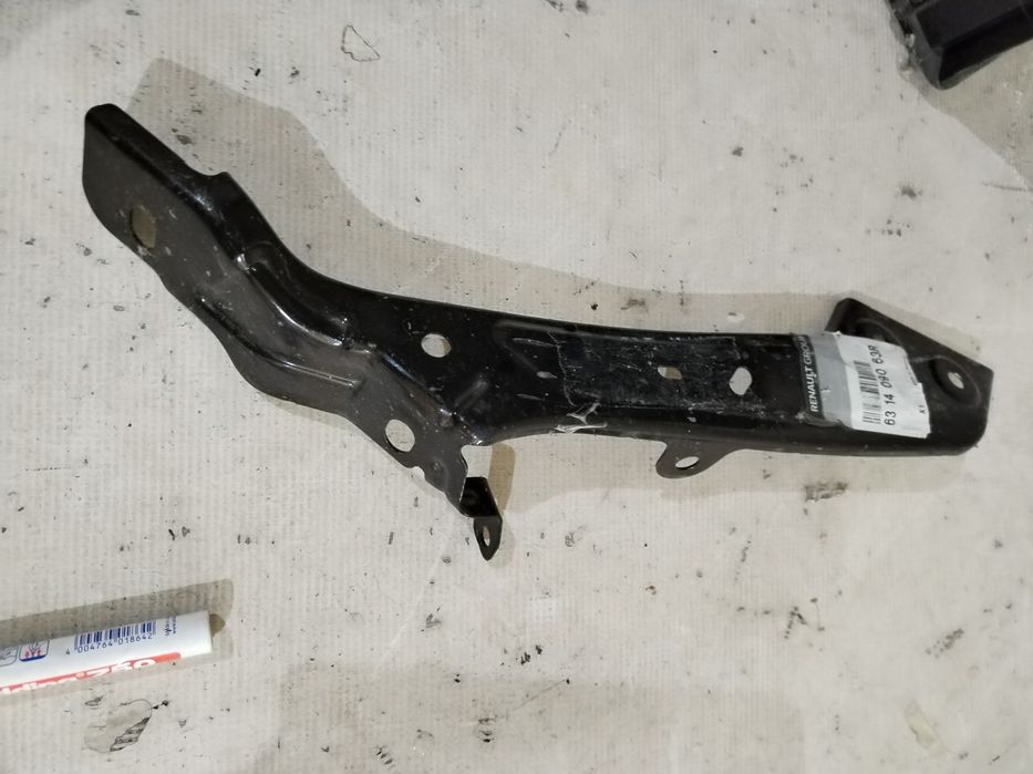 Suport vertical dreapta aripa fata, Renault Megane 4, 2016, 2017, 2018, 2019, 2020, cod origine OE 631409063R.