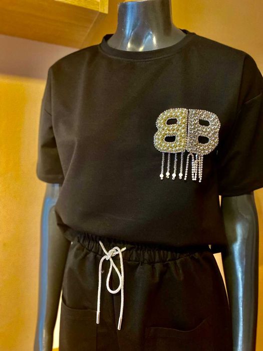 Спортно официален екип на BALENCIAGA черен и бял от две части