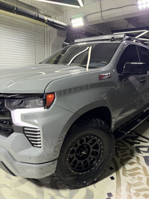 Chevrolet Silverado 2024 pikap