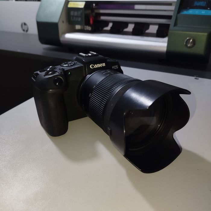 Canon eos Rp sotiladi xolati alo 4oy buldi olinganiga