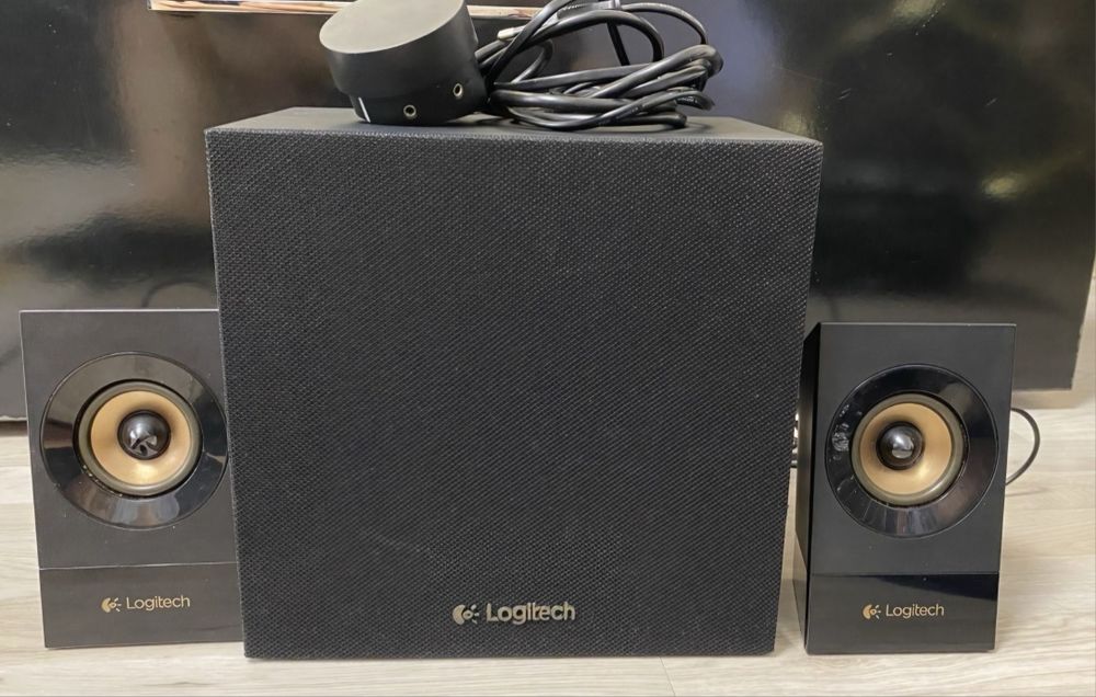 Sistem boxe 2.1 Logitech Z533