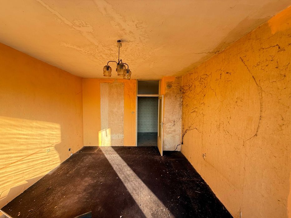 Тристаен имот в ж.к. Люлин 4