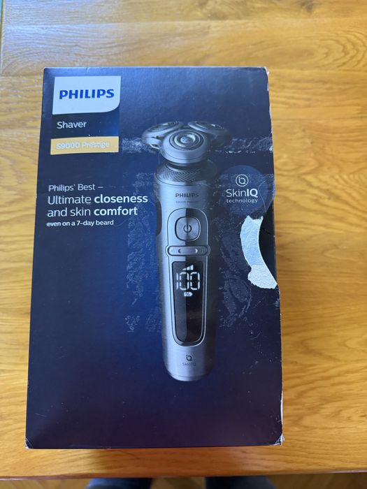 Aparat de bărbierit  Philips Prestige SP9820/12