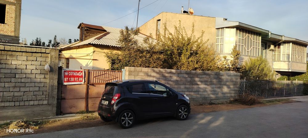 Ер нархида ховли келес марказида 11мактабни Олди да