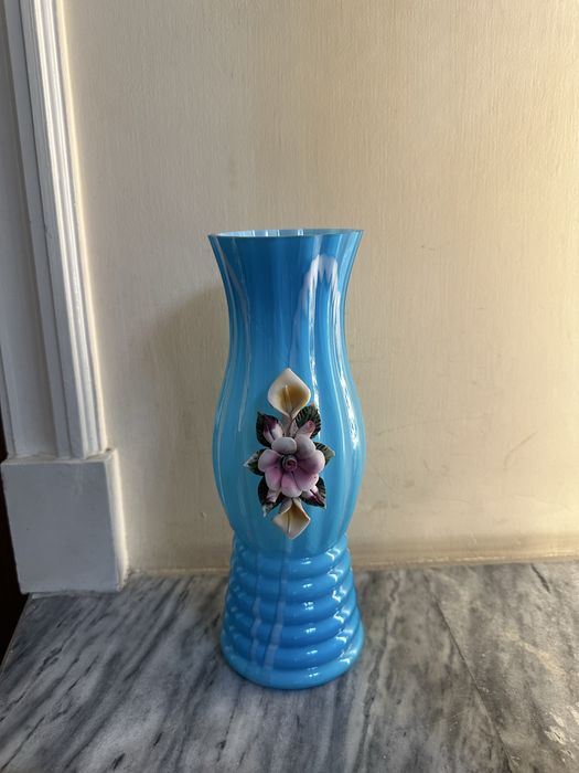 Вазалар холати янги