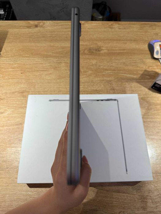 Macbook Air M2 8/256 100% 44sikl