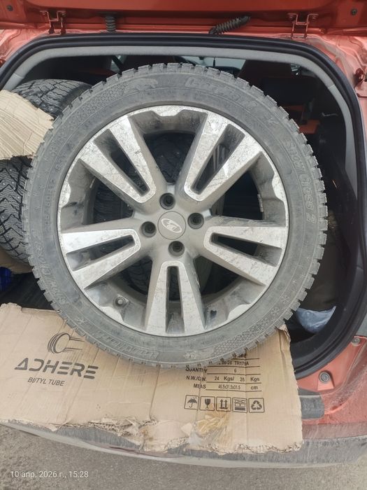 Диски с 2 комплектами шин