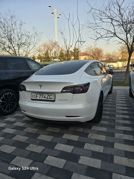 Tesla model-3 sotiladi nasiya savdoga