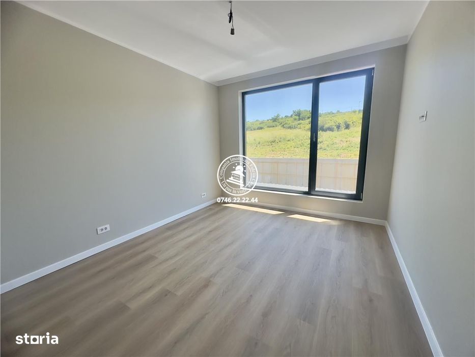 Vila  de vanzare  Visani,