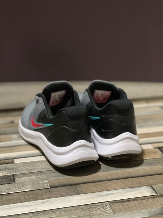 Спортни обувки Nike - КАТО НОВИ!