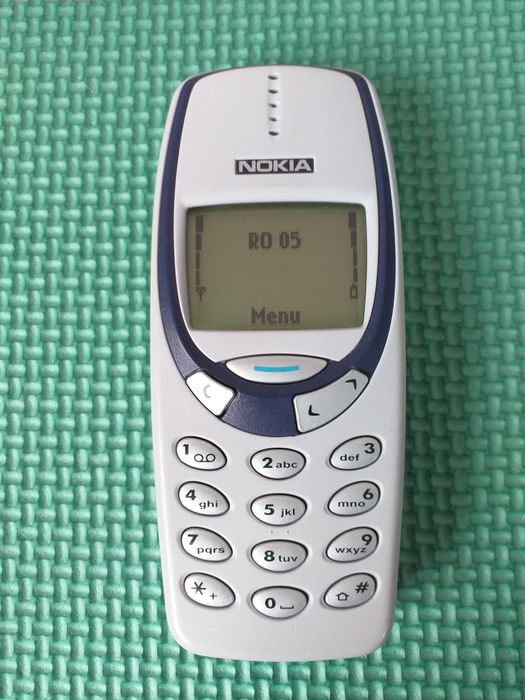 Nokia 3310,3210 din anul 2000