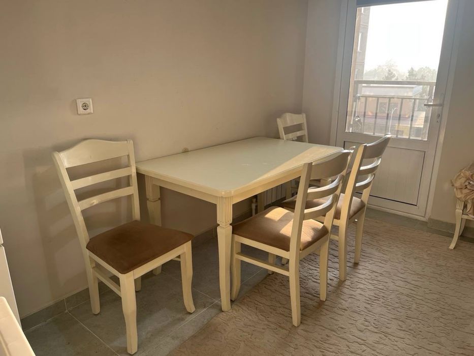 Мебель для кухна