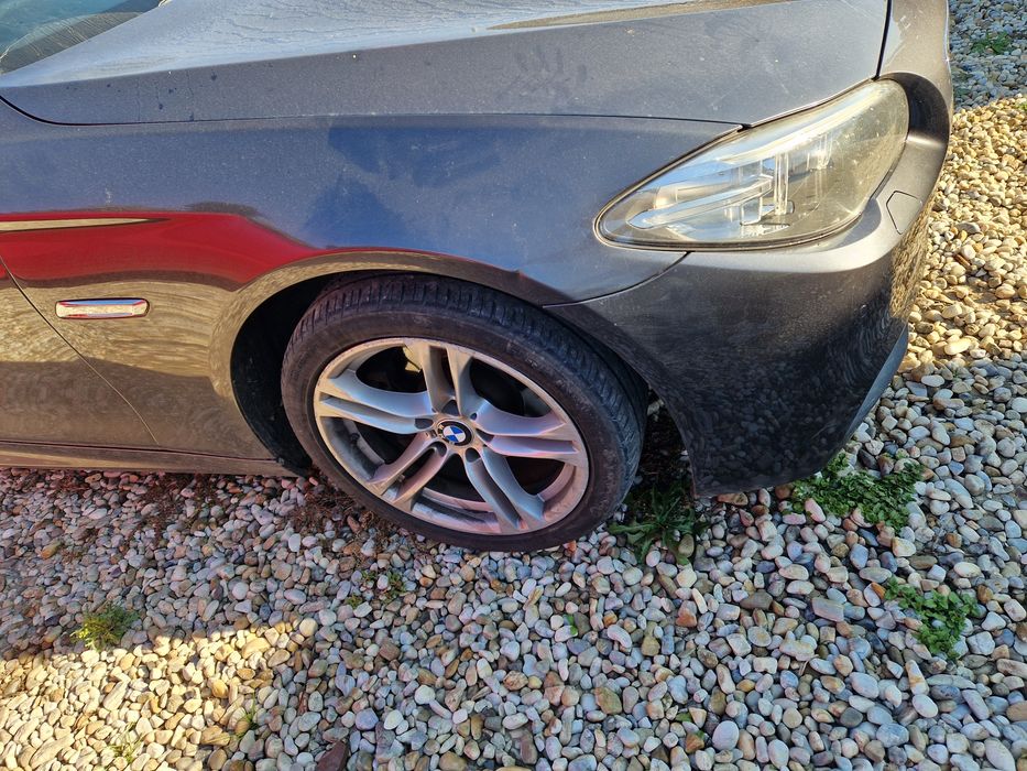 Dezmembrez bmw 520d