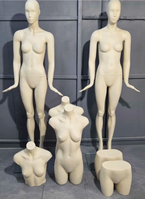 Манекени за магазини за дрехи
