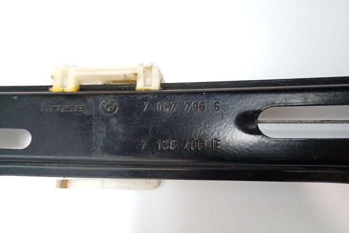 Macara geam dreapta fata   7067796S BMW Seria 1 E87