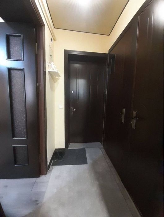 Продам квартиру в академ городке 1/2/4