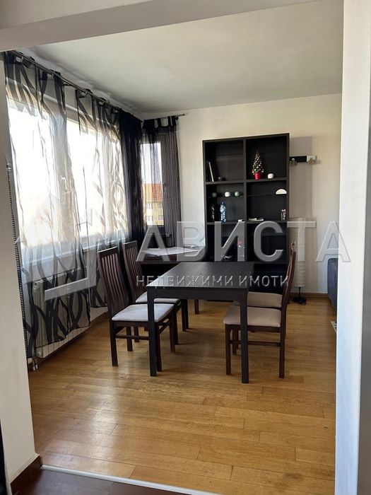 Дава се под наем Тристаен апартамент в София, Център - 120 кв.м за 1020 € - Снимка #3