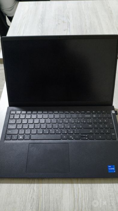Noutbuk Dell 15 Pro Essential
