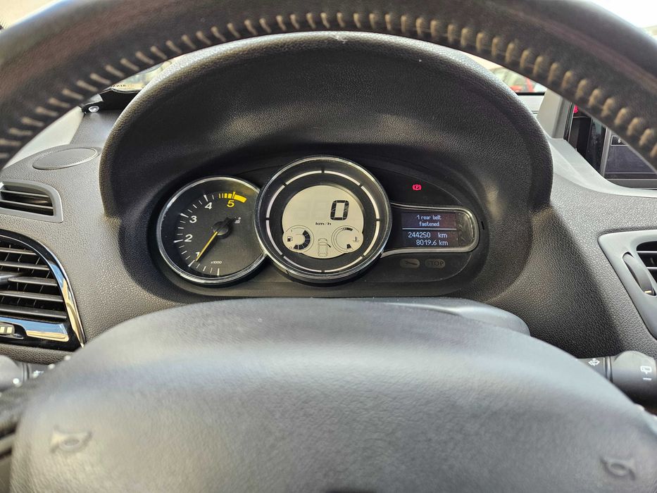 Vand Renault Megane III BOSE Edition 1.6 dci 130 CP