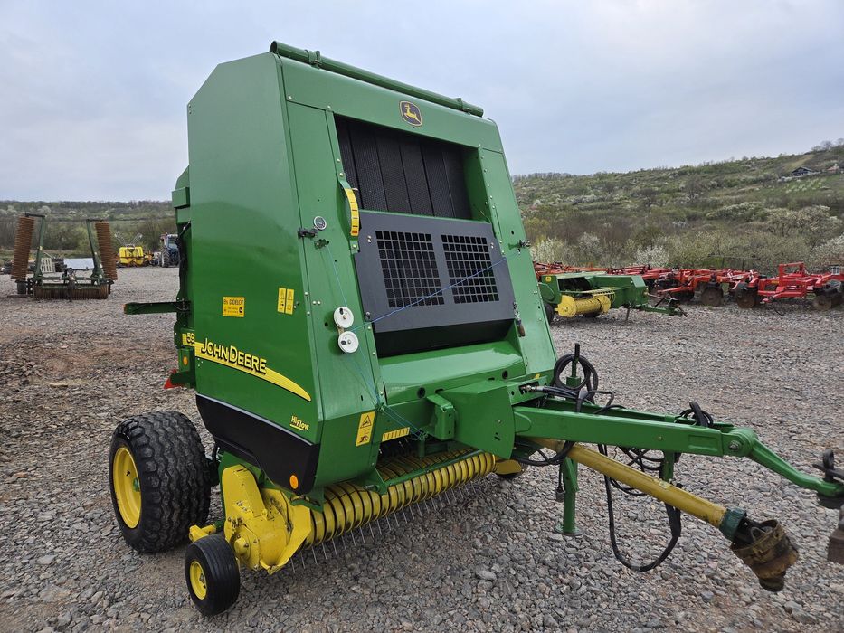 Presa Balotat John Deere 592