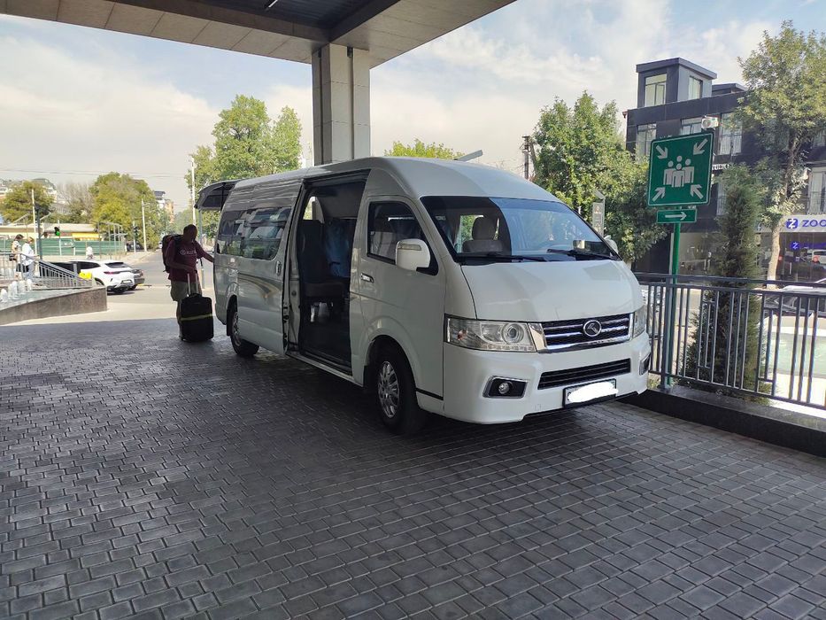 Заказ микроавтобус и минивены. Услуги трансфер. Поездки горы Самарканд