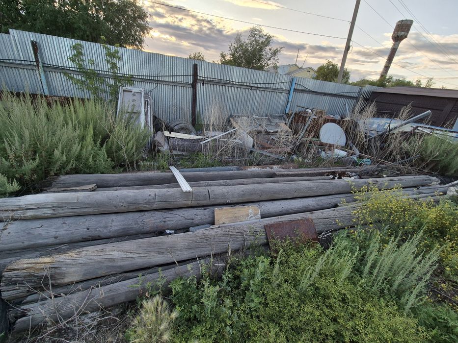 Столбы деревянные