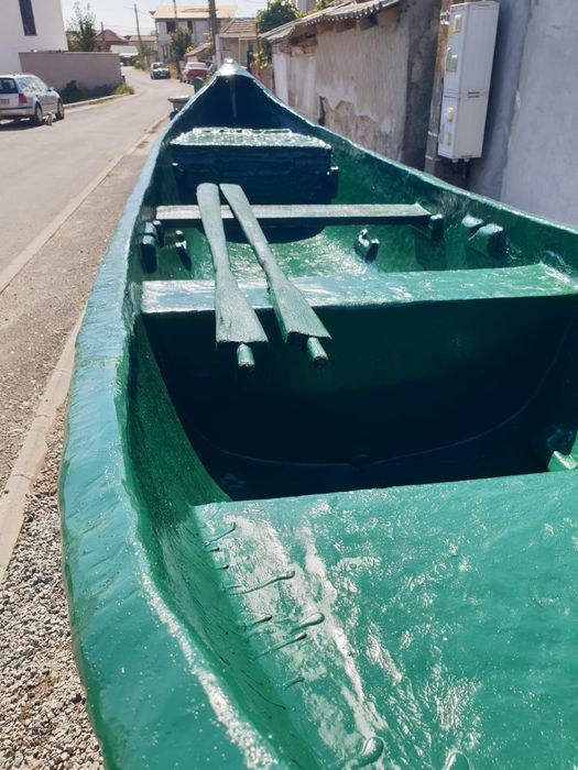 Vând sau schimb  barca pescuit industrial