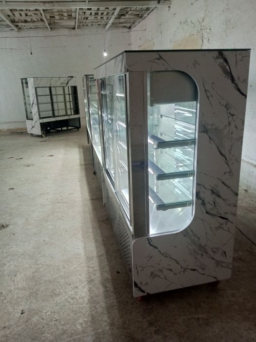 Холодильник витрина
