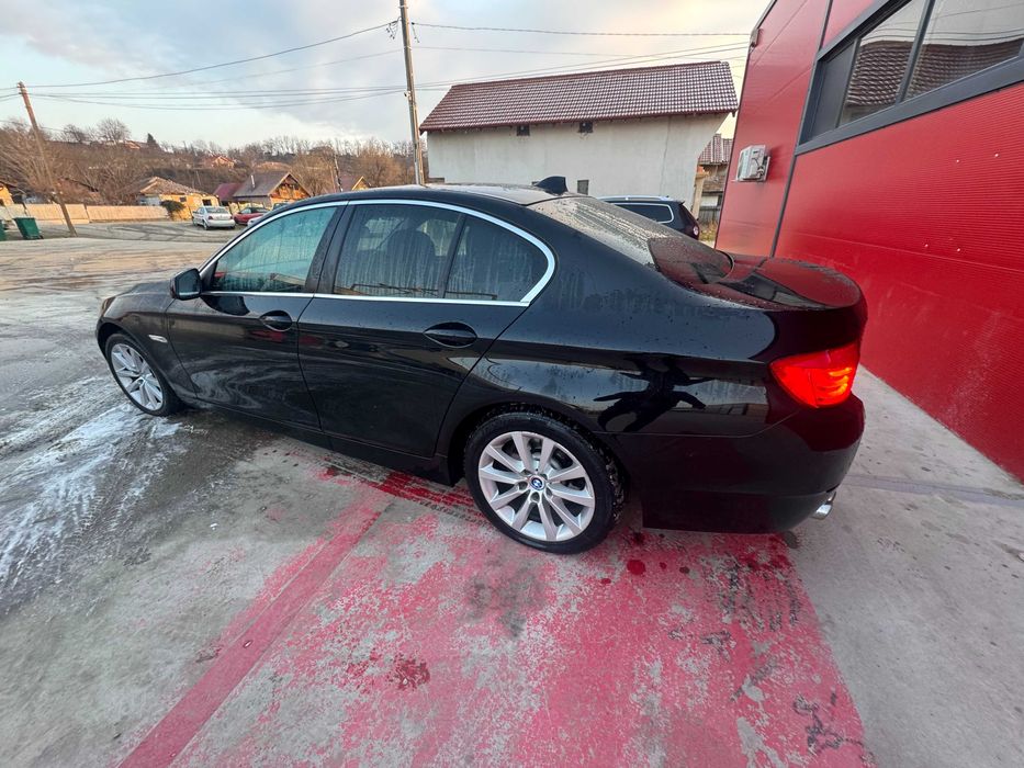 Dezmembram BMW F10 520d 2012 184cp automat