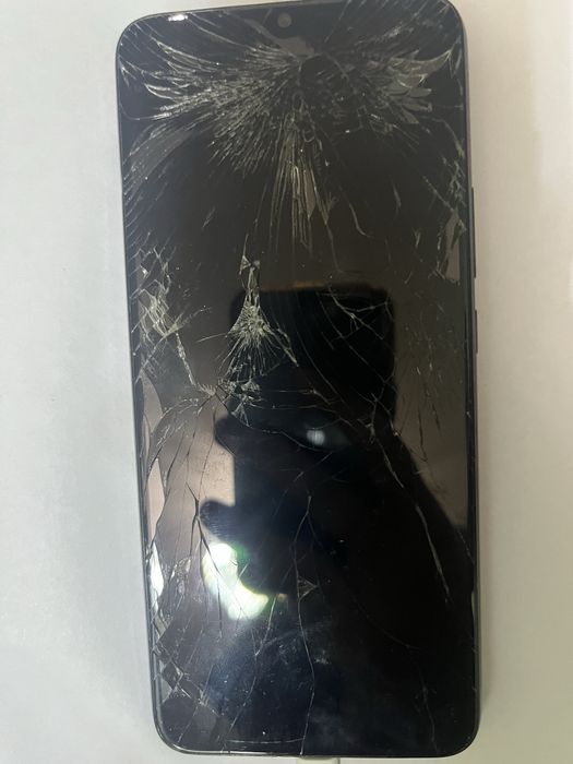 Infinix телефон