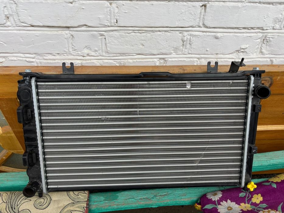 Радиатор охлаждения Ваз 2114