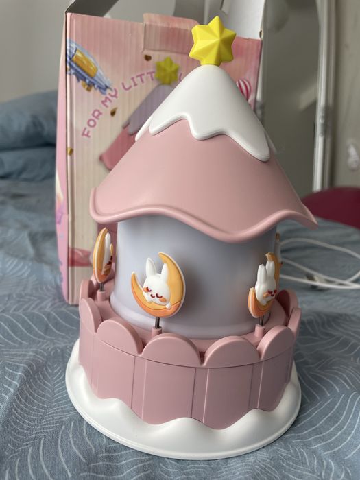 Lampa de noapte Starlight cu sunete