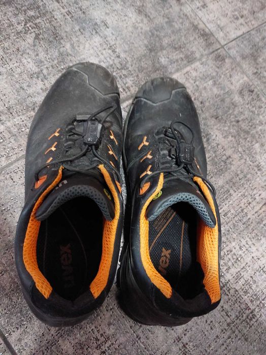 Обувки "Uvex" за работа