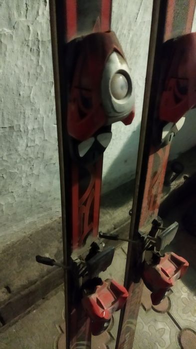 Продам лыжи в хорошем состонии