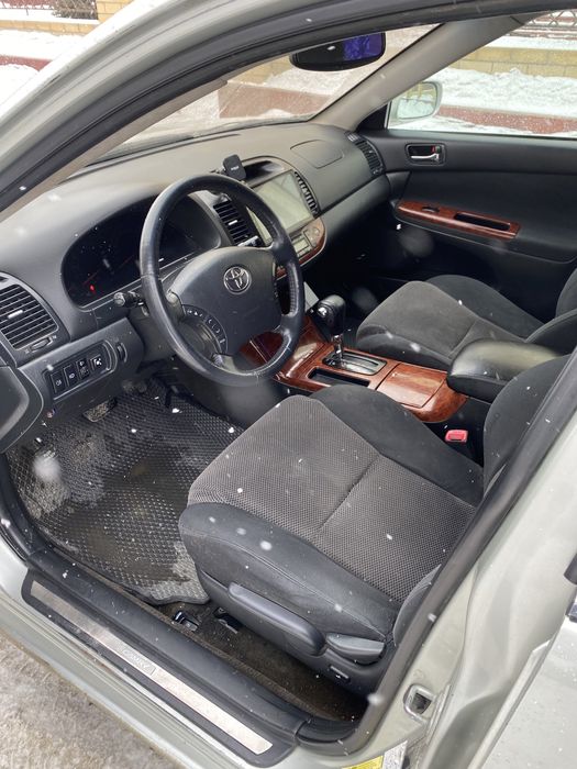 Тоиота камри 35