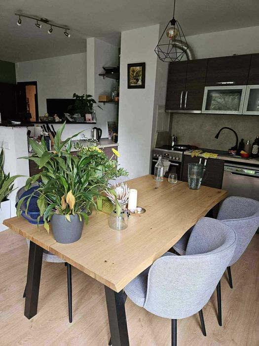 Дава се под наем Тристаен апартамент в София, Център - 150 кв.м за 1151 € - Снимка #1